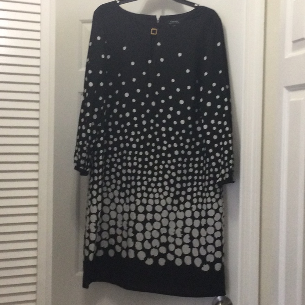 Long-sleeve dress, good, black size 12, Tahari
